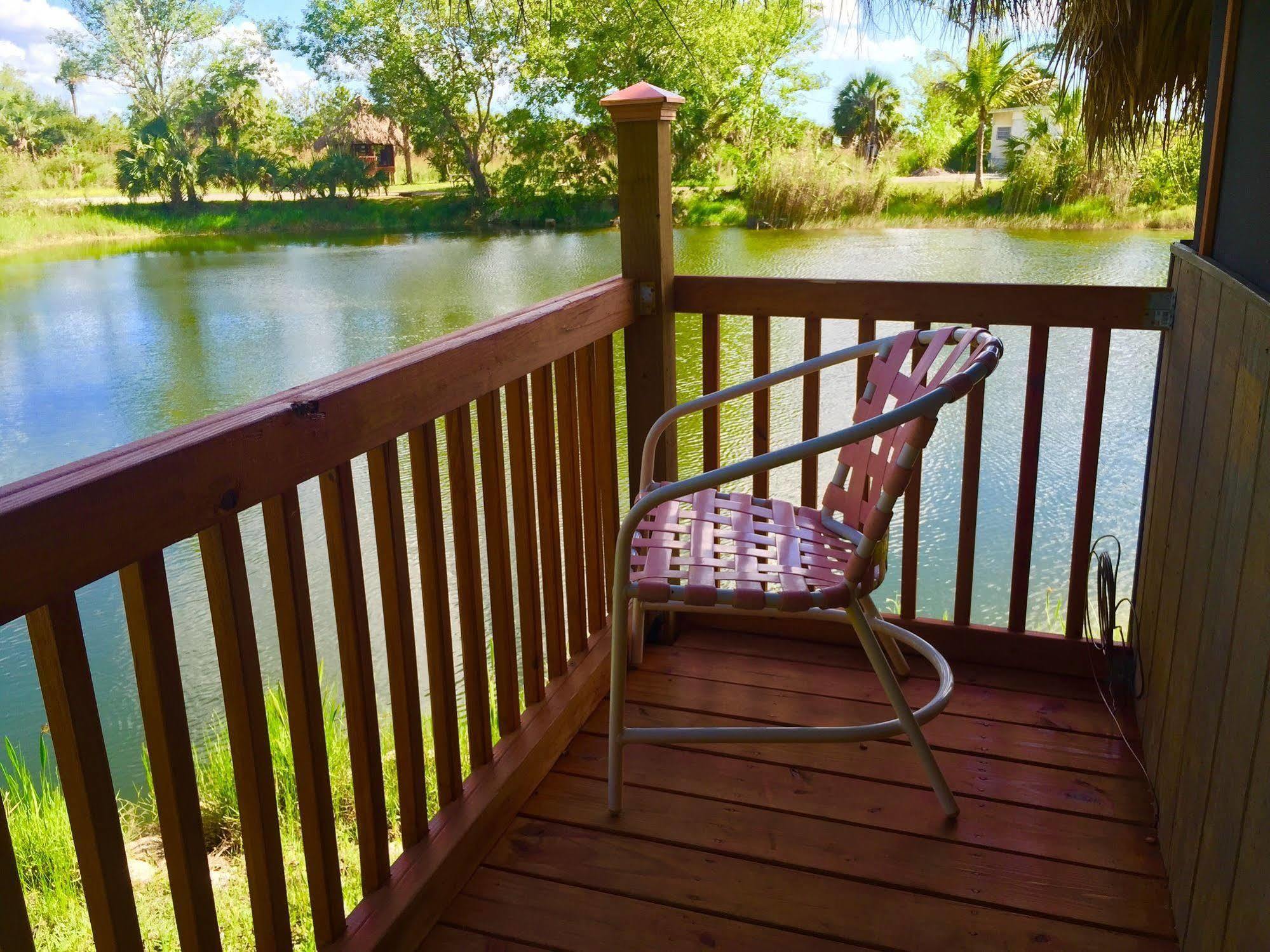 Everglades Chickee Cottage & Bungalow - Ochopee Bagian luar foto