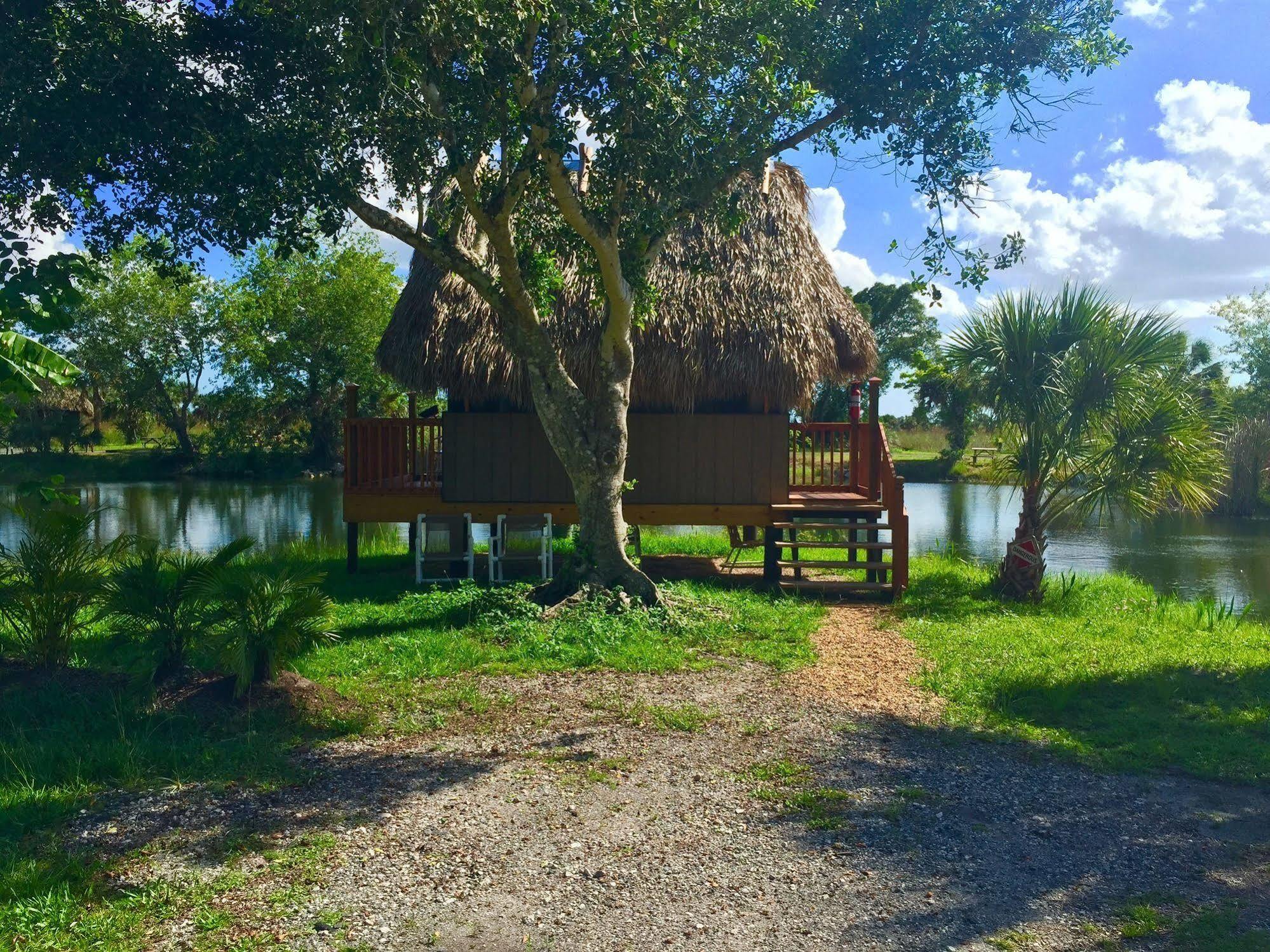 Everglades Chickee Cottage & Bungalow - Ochopee Bagian luar foto